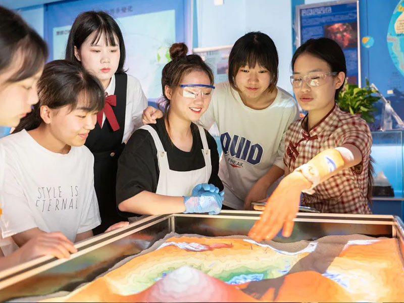 雁塔数字化地理实验室