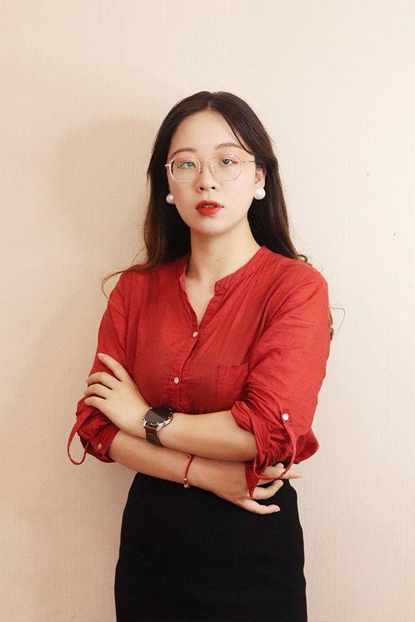 雁塔张治华 本科学历，毕业于陕西师范大学