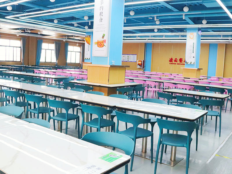 雁塔学生餐厅